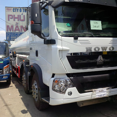 Xe bồn xăng dầu Howo 4 chân – 20 Khối