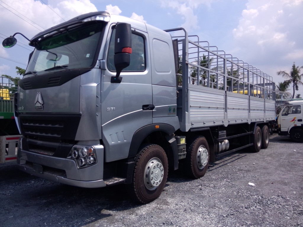Xe Tải HOWO A7 Thùng Mui Bạt Tải Trọng 17T7